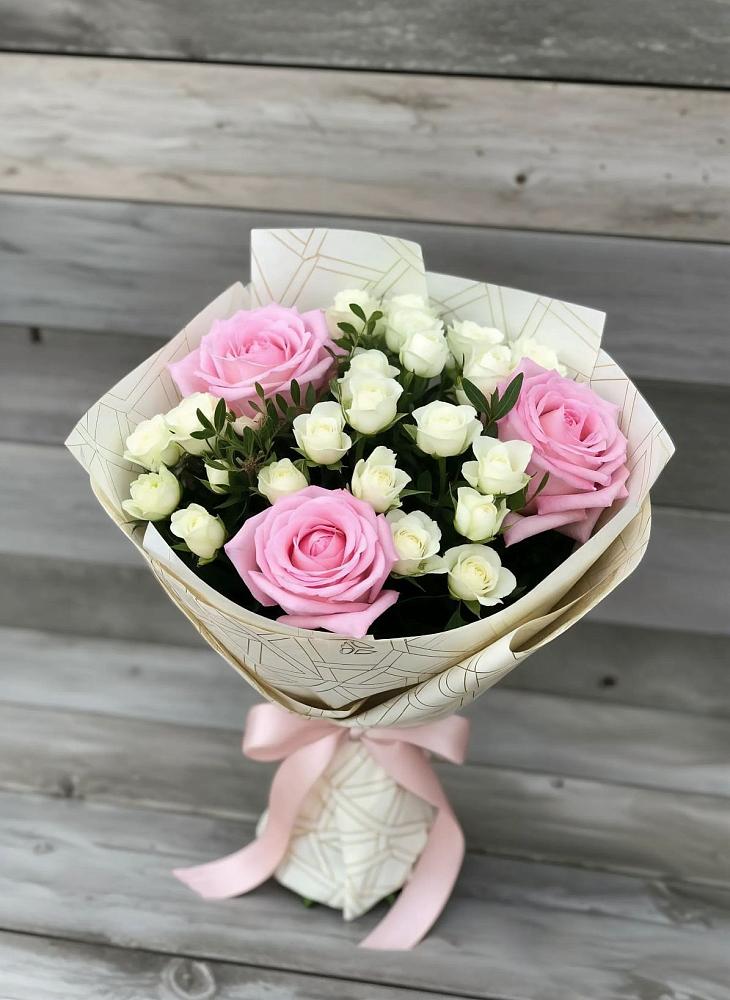 Букет цветов из: Розы в Медвенке