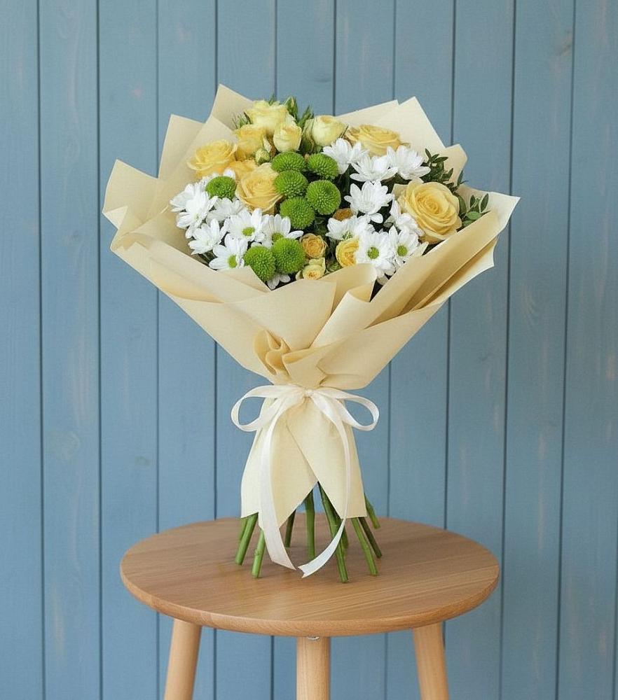 Букет цветов из: Хризантемы и Розы в Медвенке