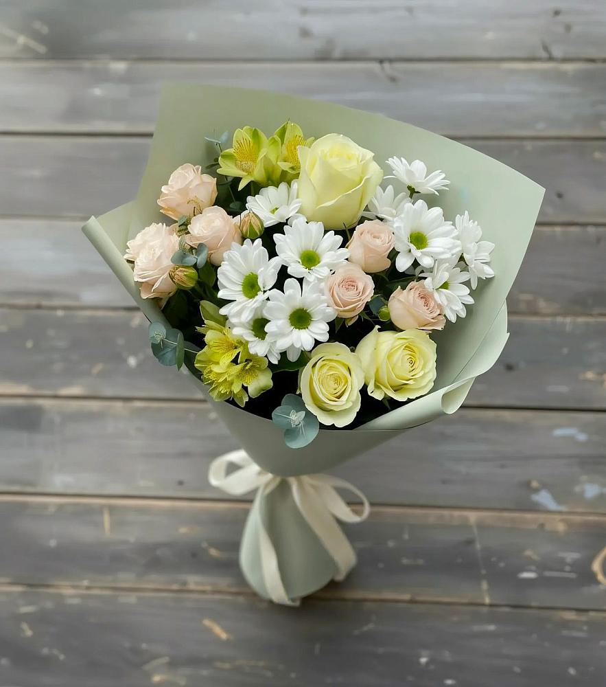 Букет цветов из: Альстромерии, Розы и Хризантемы в Медвенке