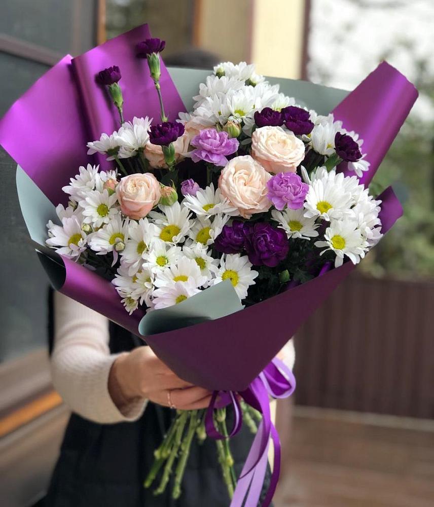 Букет цветов из: Хризантемы, Гвоздики и Розы в Медвенке