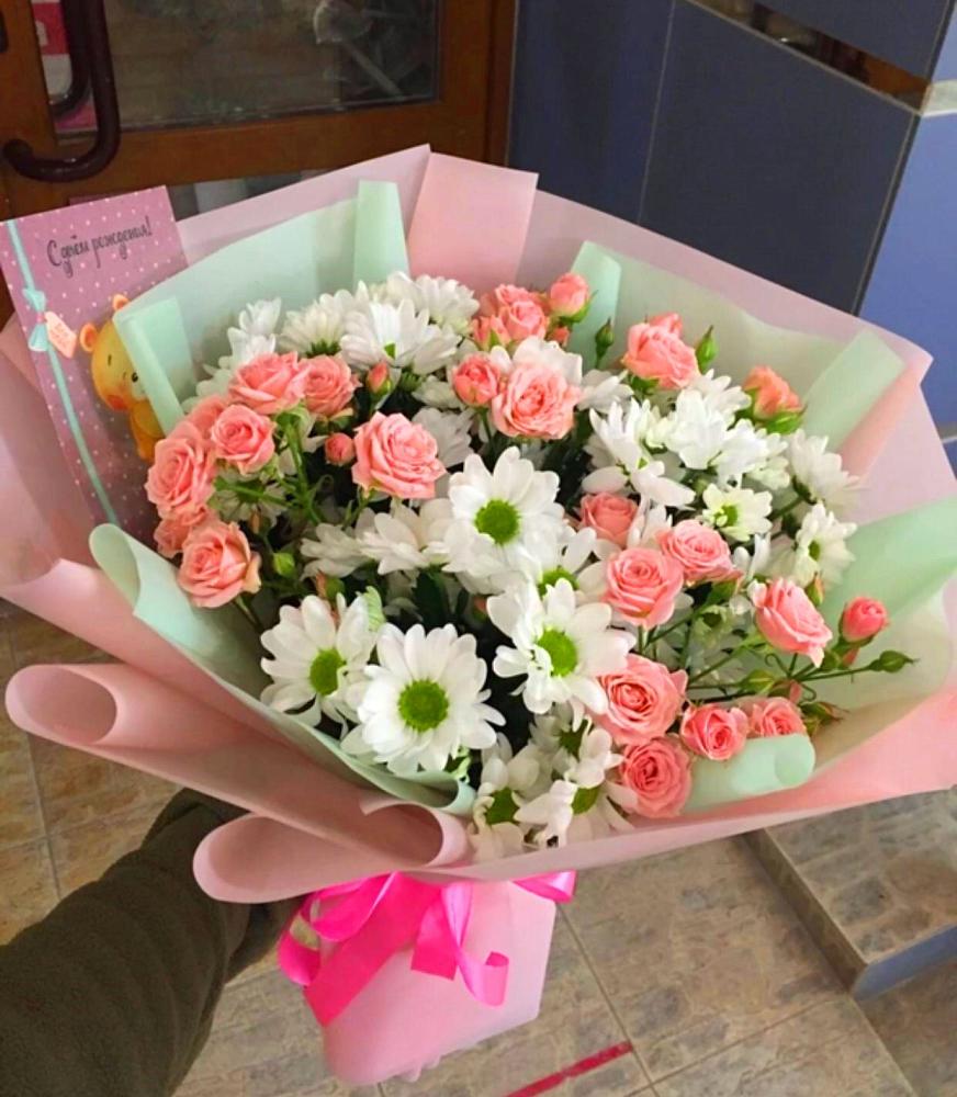 Букет цветов из: Розы и Хризантемы в Медвенке