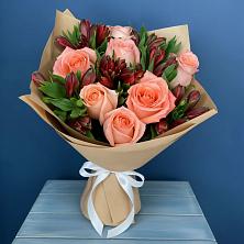 Букет цветов из:  Розы и Альстромерии в Медвенке