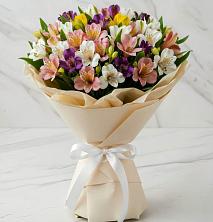 Букет цветов из:  Альстромерии в Медвенке