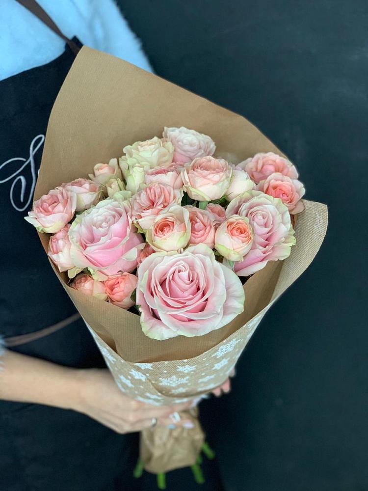 Букет цветов из: Хризантемы и Розы в Медвенке