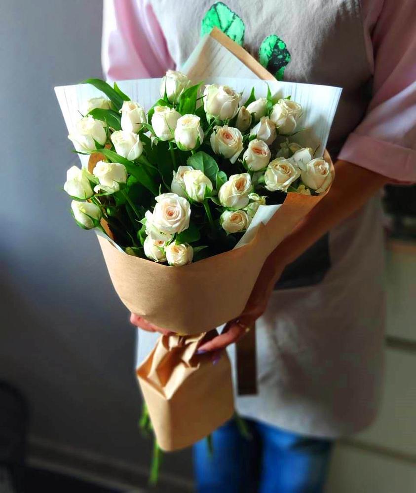 Букет цветов из: Розы в Медвенке