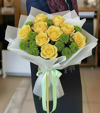 Букет цветов из:  Хризантемы и Розы в Медвенке
