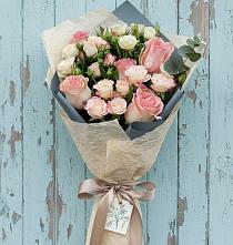 Букет цветов из:  Розы в Медвенке