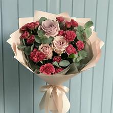 Букет цветов из:  Гвоздики и Розы в Медвенке