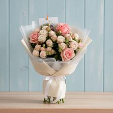 Букет цветов из:  Розы в Медвенке