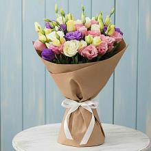 Букет цветов из:  Лизиантусы в Медвенке