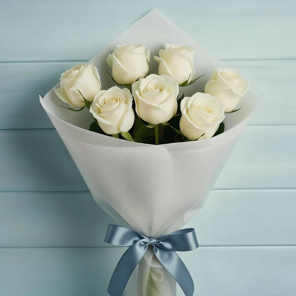 Букет 7 Белых роз Эдлесс Лав в Медвенке