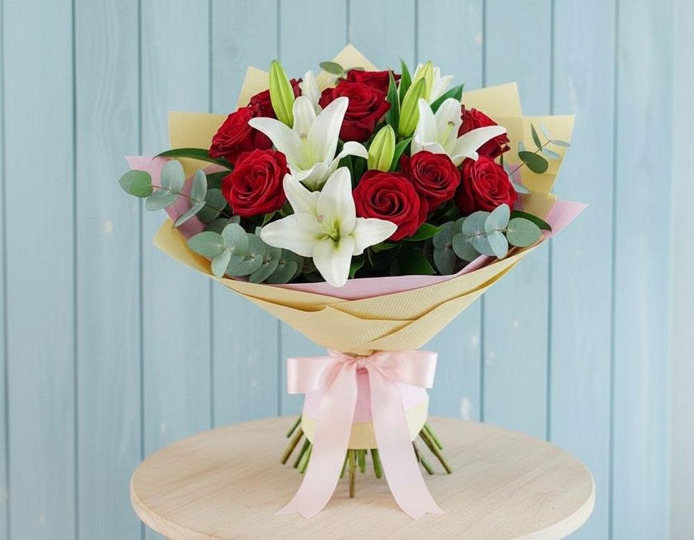 Букет цветов из: Лилии и Розы в Медвенке